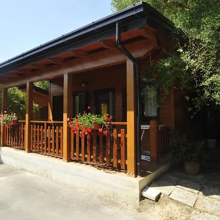 Terrazzo Sul Mare 营地 滨海库普拉